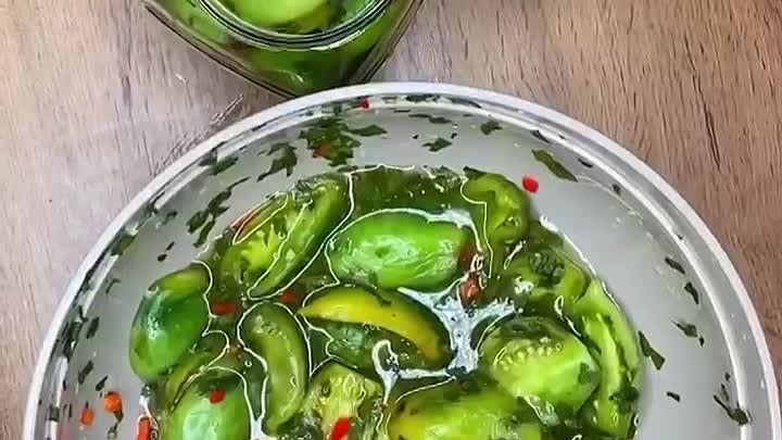 Закуска из зелёных помидор