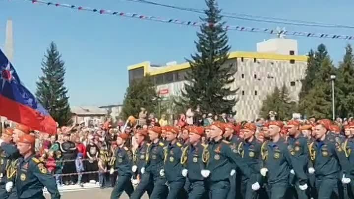Парад в Новоалтайке 