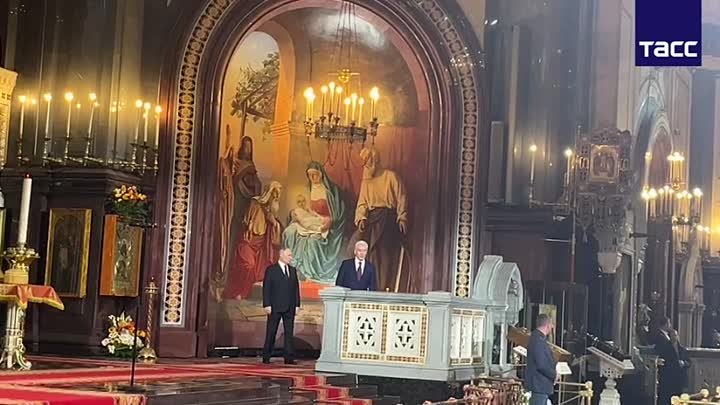 Владимир Путин поздравил с Пасхой 