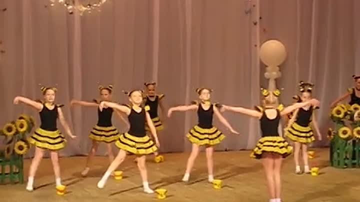 Танец ''ПЧЁЛКИ" - балетная школа "Фантазия''