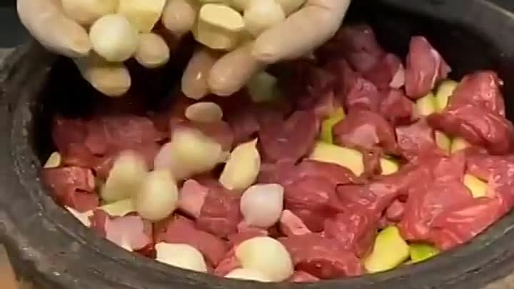 Мясо с овощами в духовке. 
