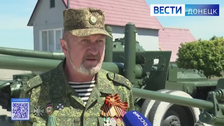 🔥 Ветеран ополчения Донбасса Андрей Негрий поздравляет с Днём Победы!