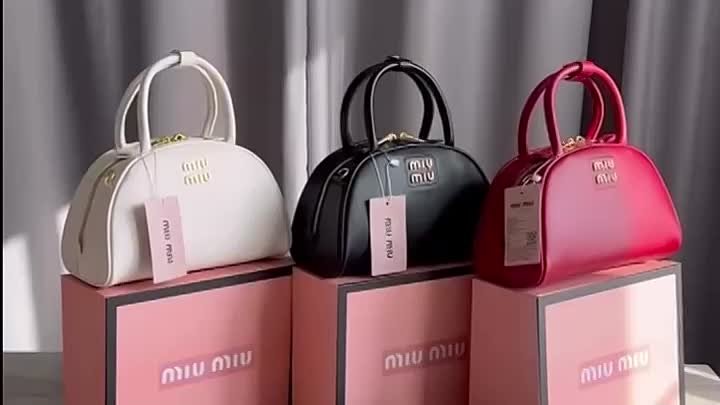 Шикарная новинка - сумка Люкс MIU MIU💛Размер: 25*15 см. Создана для ...