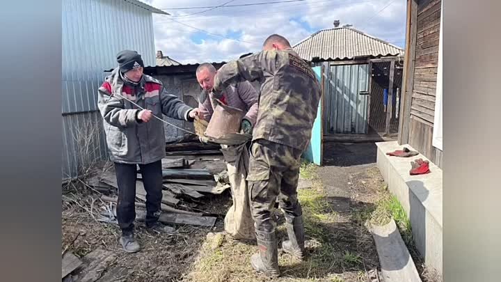 В Кузбассе спали выдру