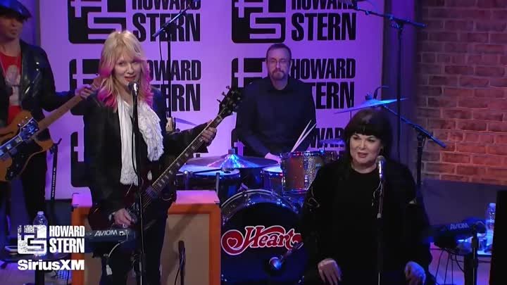 Heart - Barracuda (Live on the Stern Show)