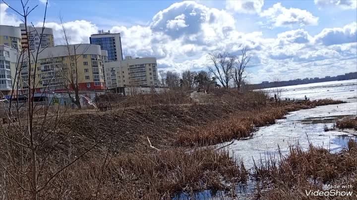 Ветер по реке гуляет, чаек к берегу сдувает. Пусть  препятствия слож ...