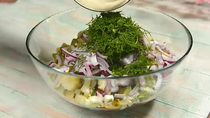 Беру БАНКУ ФАСОЛИ и селедку! Готовлю потрясающий салат! Вкусный рецепт из просты