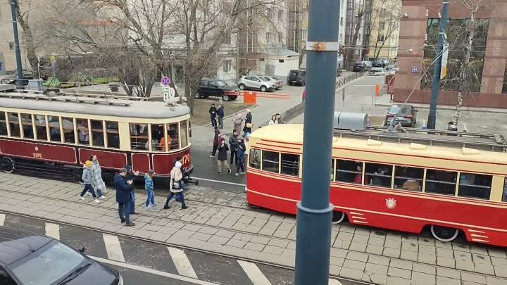 Парад исторических трамваев в честь 125-летия трамвайного движения в ...