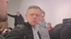 В аэропорту Кишинёва молдавский оппозиционер высказал члену ...