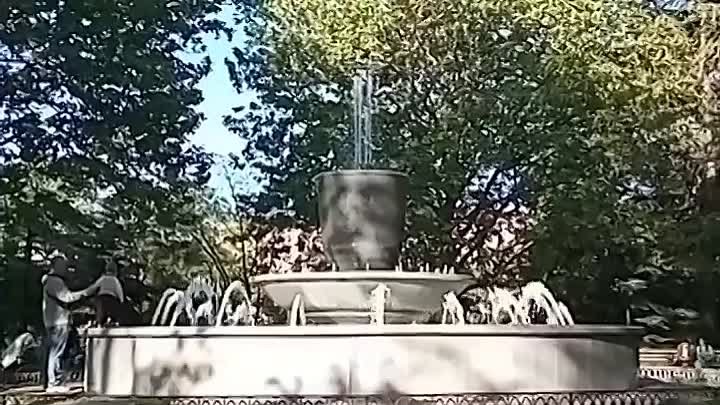 Главный фонтан в центре Севастополя