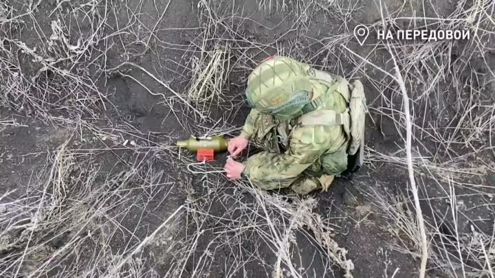 Бойцы взрывают наследие украинской Бабы-яги