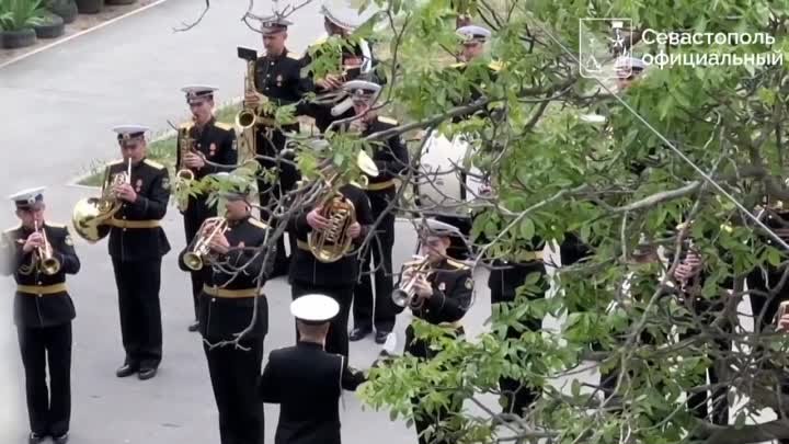 Парад во двор. Севастополь.