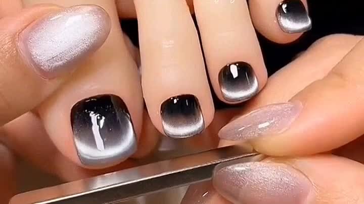 Видео от Маникюр - дизайн ногтей