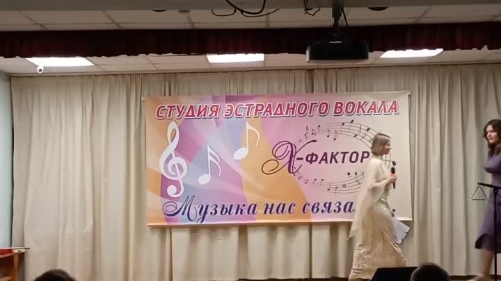 Анастасия Чур 06.04.2024 солистка народного самодеятельного коллекти ...