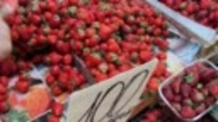 Цены на клубнику сегодня в Евпатории. Канал Любимый Крым 