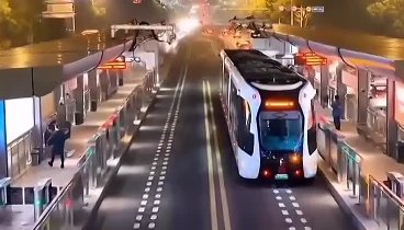 Трамвай на виртуальных рельсах Чжучжоу, Китай 🚊
