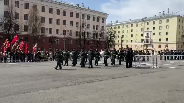 Торжественное шествие на 9 мая в Кирове