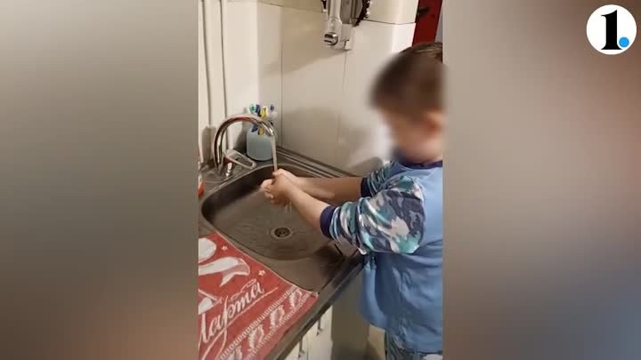 В Миассе благотворители провели воду в дом онкобольного мальчика