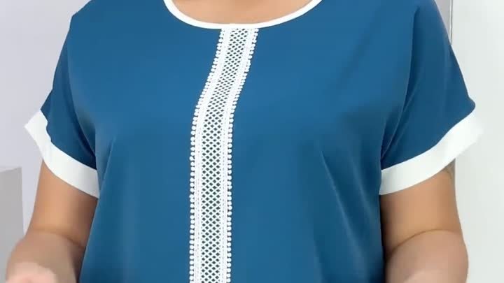 Оригинальная блуза с изящным акцентом - Блуза Колибри, размеры 50-56