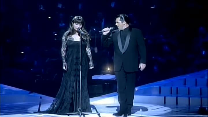 Sarah Brightman and Antonio Banderas - The Phantom of the Opera