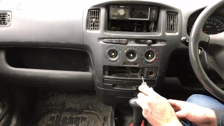 Как снять панель пробокс Как снять панель пробокс