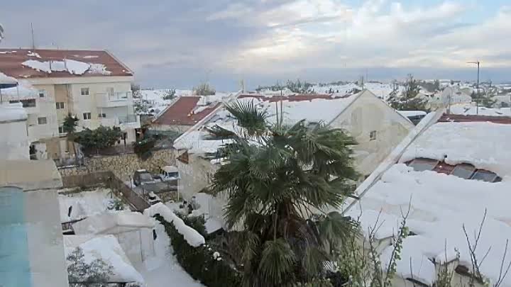 SNOW IN ARIEL 2013