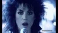 Joan Jett - I Hate Myself For Loving You - 1988 - Official V...
