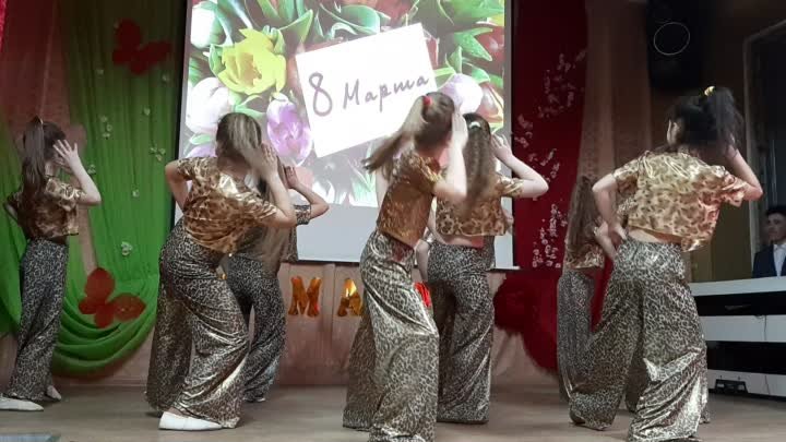Танец " Диско"- младшая группа 06.03. 2020г.