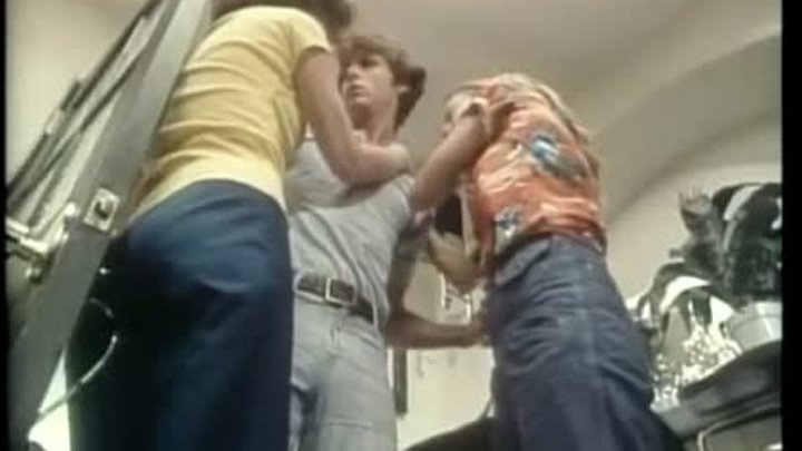 LA FUERZA DEL DIABLO (1977) - VIAJE A LO INESPERADO