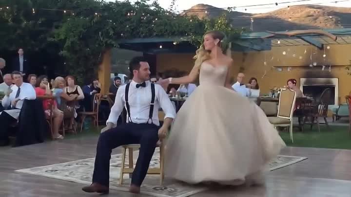 Известному фокуснику удалось удивить гостей даже на своей свадьбе