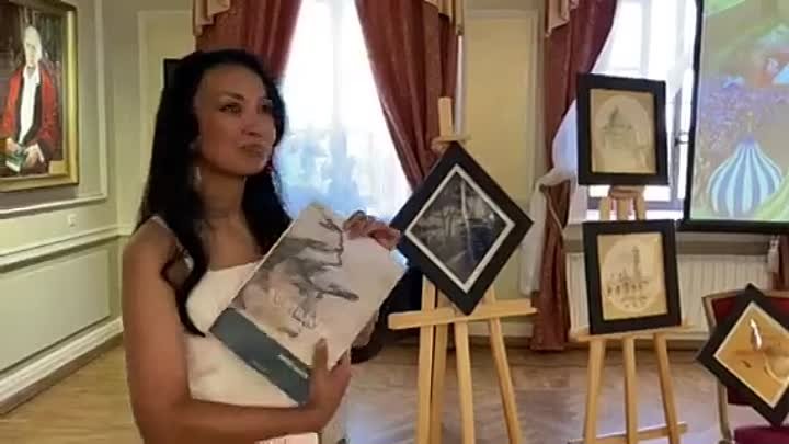 Дарение картин Валентины Дережановой музею, 24 июня 2020 года.