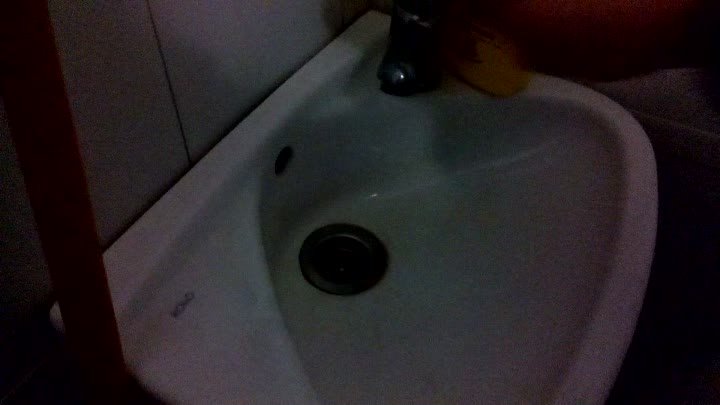 В первом военном городке 20.01.16 почему-то пошла не совсем чистая вода