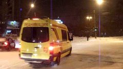 RUssian ambulance responding code 3 EMS