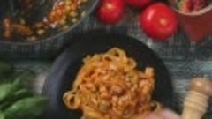 спагетти с кабачками и курицей