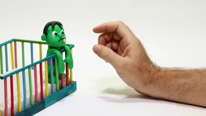 Маленький супергерой Play Doh Stop motion мультик для детей