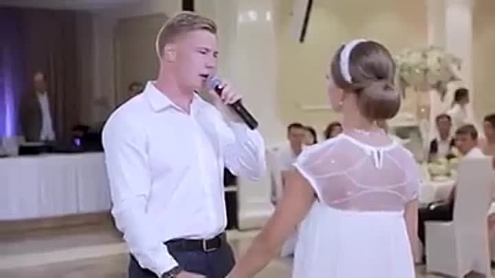Нереально красивая песня на свадьбе от жениха для своей любимой девушке❤️