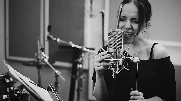 Босиком по солнцу солистка фото Босиком по солнцу солистка фото