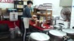 외국인 단골가게 _ 두툼한 와플 - 쿤와플리아 _ 한국 길거리음식 _ Waffle _ Korean Stree...
